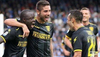  罗马锋线哑火客场不敌维罗纳跌出欧冠区  