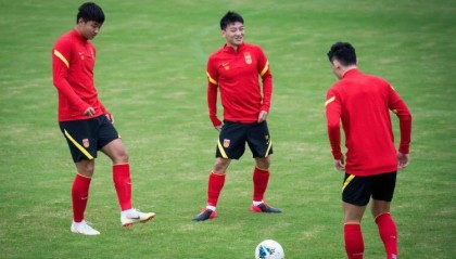  法国国脚租借回归老东家救主  