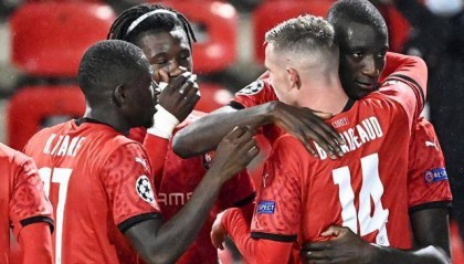  尼斯客场逼平劲旅，顽强表现赢得球迷广泛赞誉