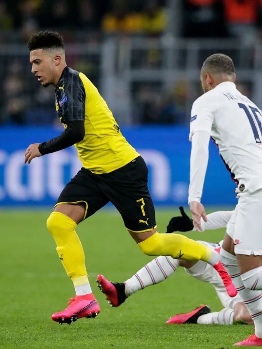  哈兰德梅开二度助多特逆转，德甲金靴争夺进入白热化阶段